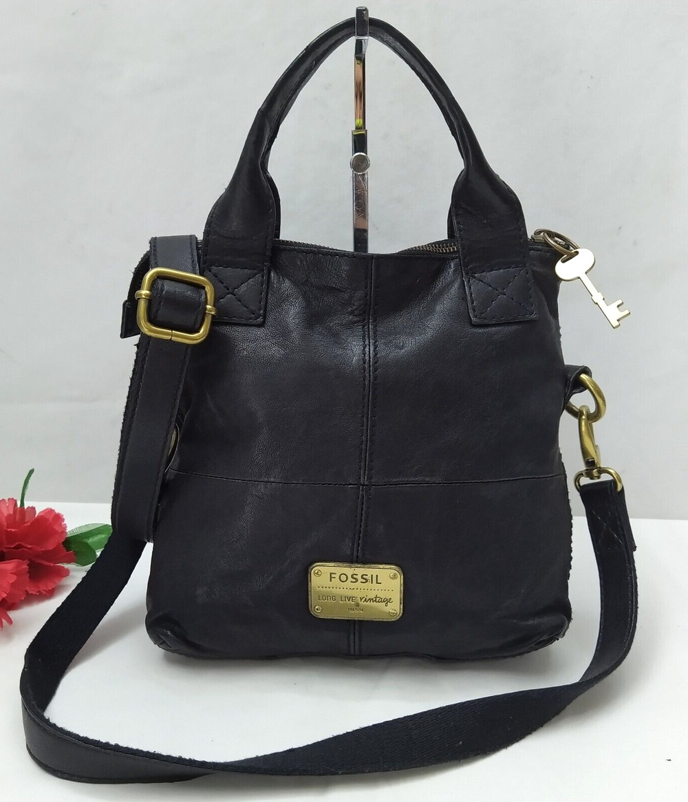 Fossil Black Leather Zipper Closure Double Handles Zipper Closure Crossbody Bag